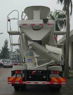 東風(fēng)柳汽乘龍攪拌車(chē)