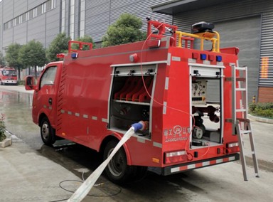 �����|�L;�݆���ˮ������܇