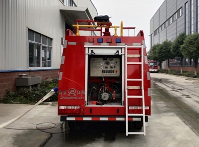 �����|�L;�݆���ˮ������܇